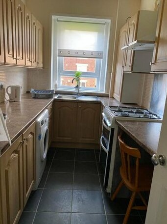 Beautiful south side 3bed room flat newly refurb - Photo5