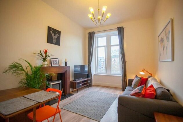 Bright airy flat in the heart of Partick/West end - Photo2