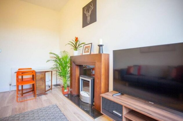 Bright airy flat in the heart of Partick/West end - Photo4