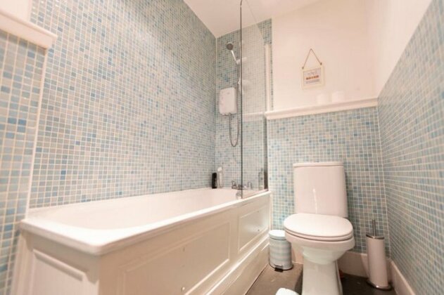 Bright Spacious 2 Bedroom Apartment in the Heart of Glasgow City - Photo5