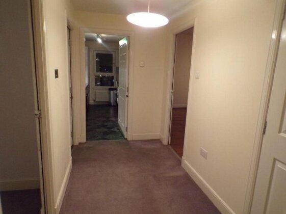 Glasgow Apartments with free parking - Photo5