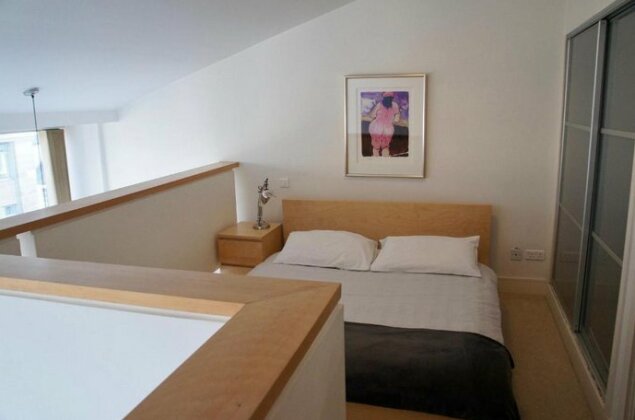Glasgow City Center 2 Bedroom Penthouse Apartment - Photo3
