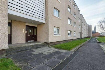 Spacious flat - Close to HYDRO & Clyde attractions