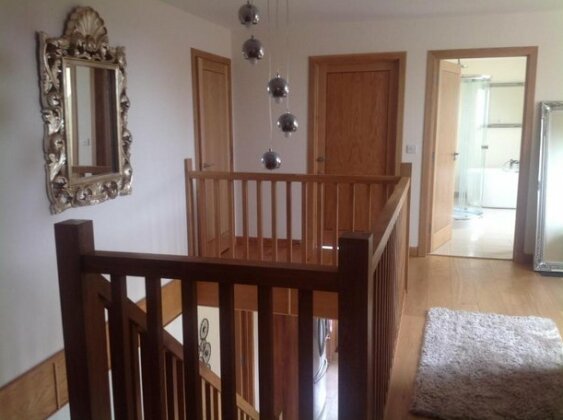 Burnwood - Photo5