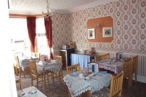 Copperfields Guest House - Photo3