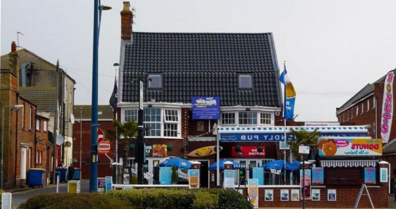The marine pub hotel