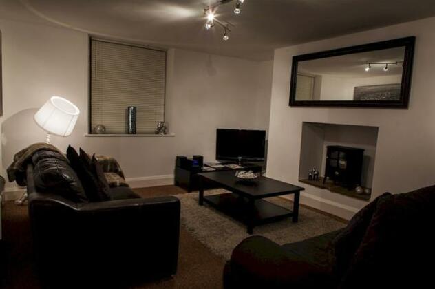 Central Suite - Simple2let Serviced Apartments - Photo3