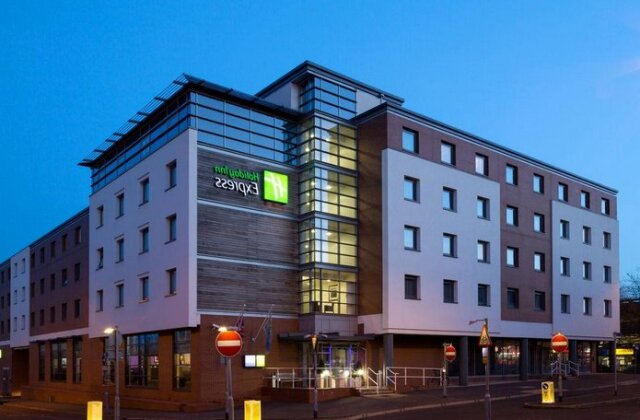 Holiday Inn Express Harlow