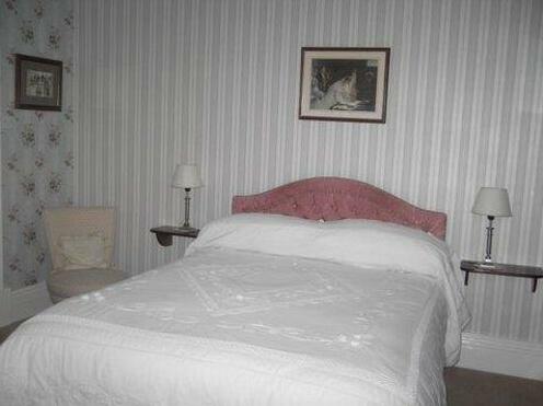 April House - Photo3
