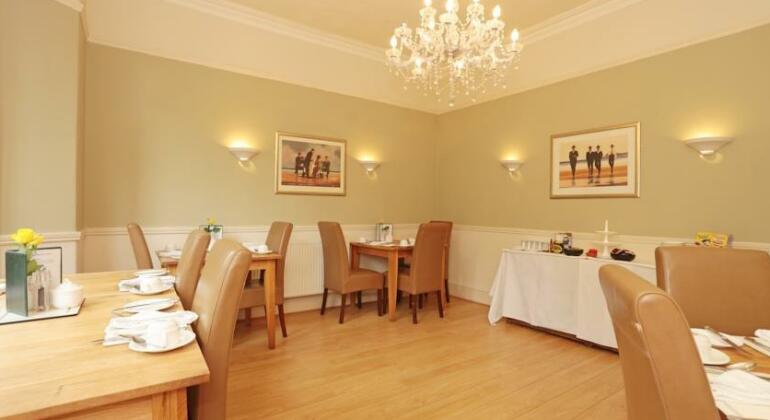 Arden House Harrogate - Photo4