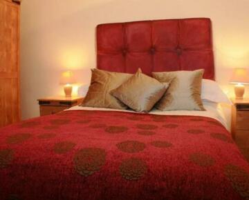 Redcliffe House Bed & Breakfast