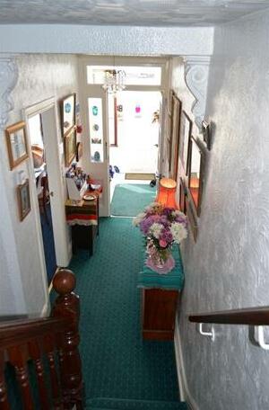 Applebys Guest House Holyhead - Photo2