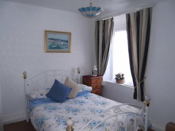 Applebys Guest House Holyhead - Photo4