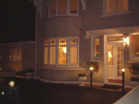 Crossroads Holyhead - Photo2