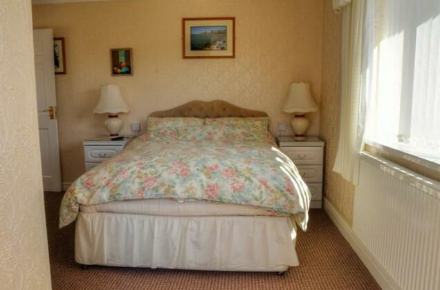 Crossroads Holyhead - Photo5
