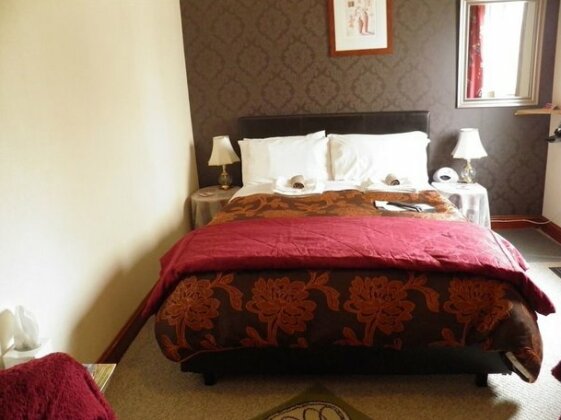 Holyhead Lodge - Photo5