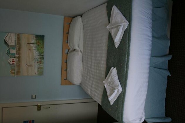 The Beach Hut Holyhead - Photo5