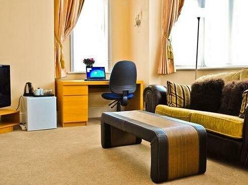 Gatwick Inn Hotel - Photo4