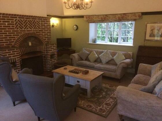 The Lodge Cottage - Photo2