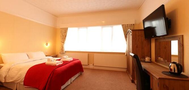 Wirral Lodge Guest House - Photo4