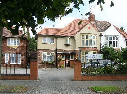 Acorn Guest House in Hull - Photo2