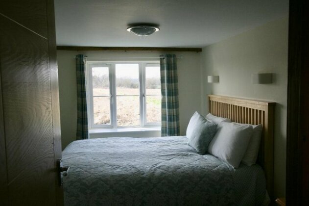 Hunston Mill Self Catering Cottages - Photo3