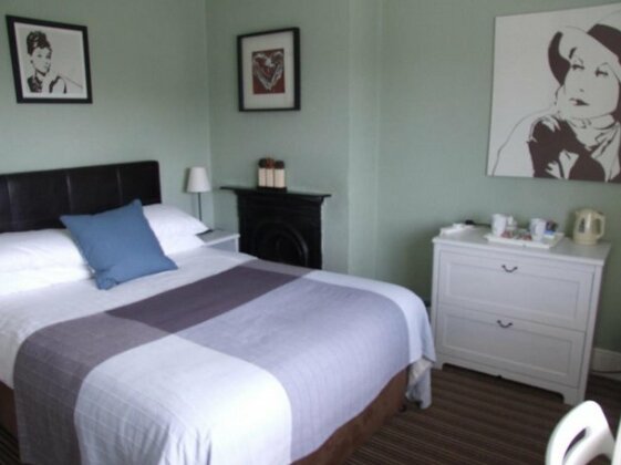 Four Seasons Guest House Hythe and Dibden