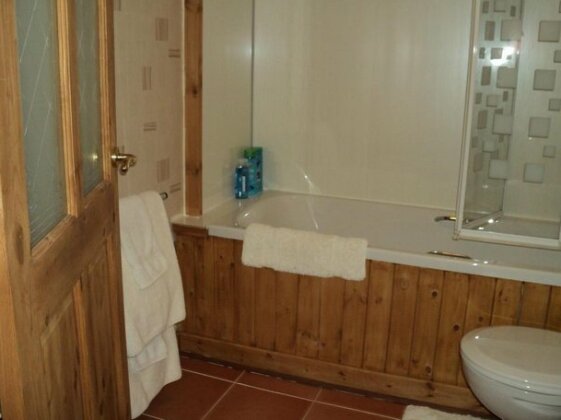 Nursery Cottages - Photo5