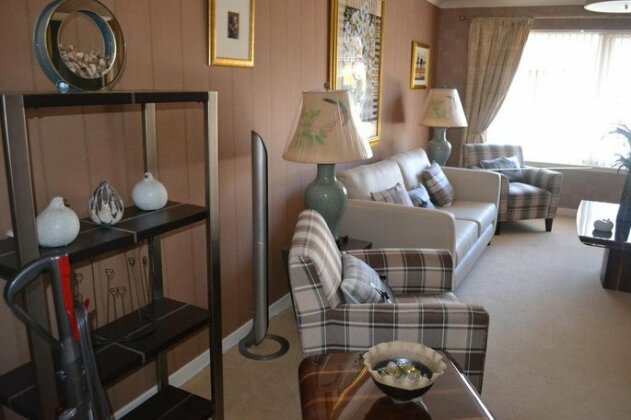 Inverness Deluxe Bungalows - Photo5