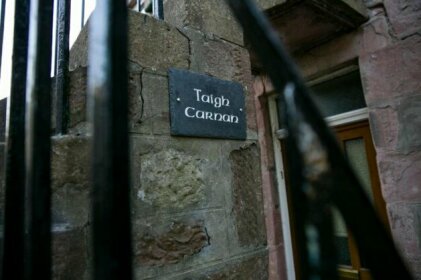Taigh Carnan - 2 Huntly Terrace