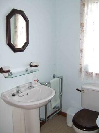 Bed and Breakfast - Photo3