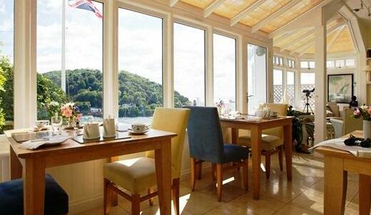 Nonsuch House Bed & Breakfast Dartmouth England - Photo3