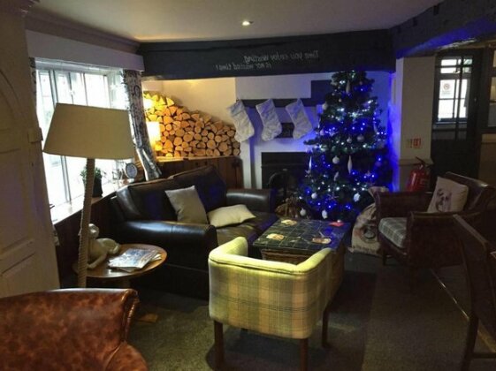 The Bluebell Inn and Lodge - Photo2