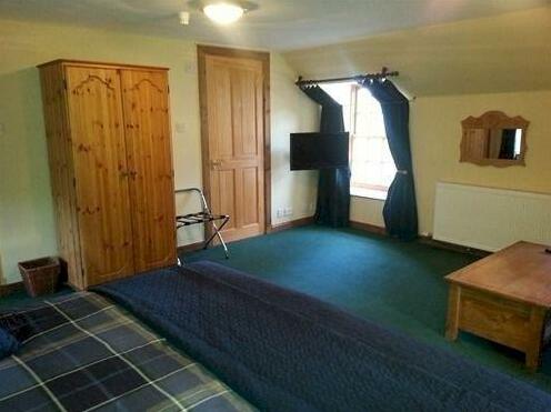 Lodge at Lochside - Photo2