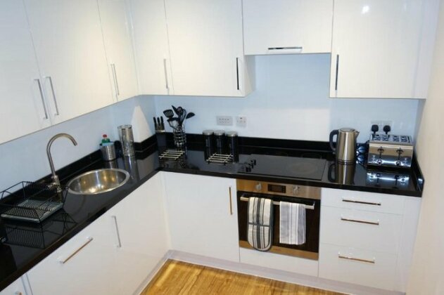 Aire Modern Apartments Leeds - 2 Bed 2 Bath - Photo3