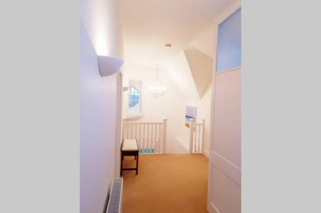 Large 2 ensuite bedroom flat with lovely views - Photo4