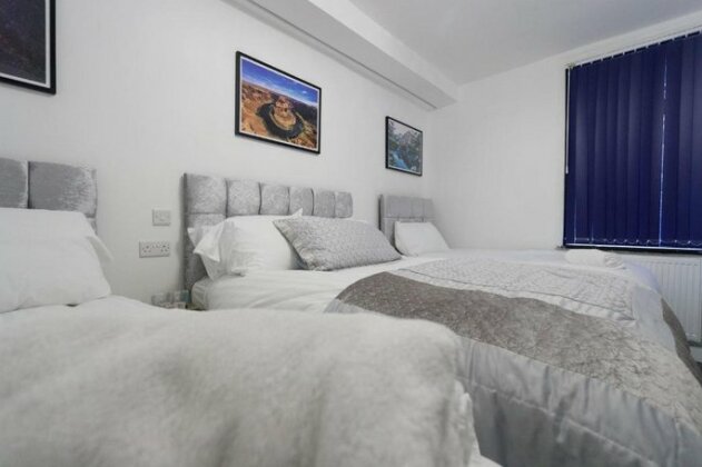 TOWLER HOUSE APARTMENTS 6 beds in 3 bedrooms - Photo3