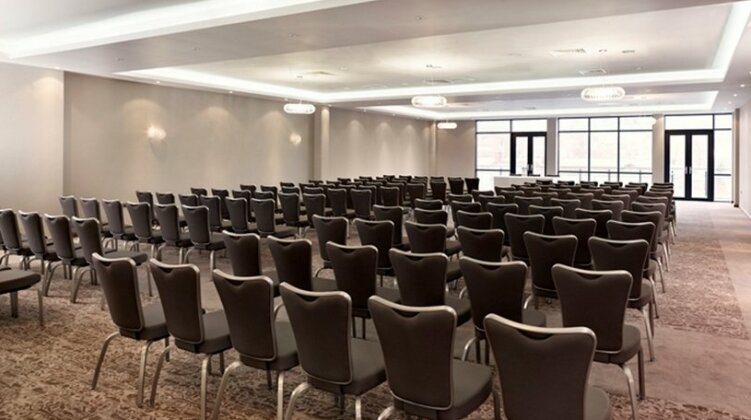 DoubleTree by Hilton Lincoln - Photo5