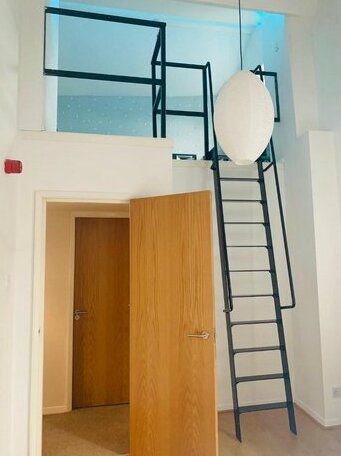 2 Bed Apartment Off Mathew Street Liverpool - Photo3