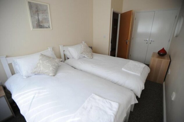 Liverpool 2 Bedroom Apartment - Photo5
