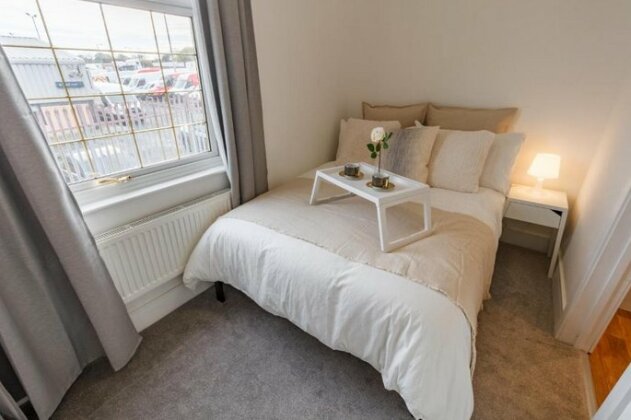 Sapphire Home Stay Liverpool