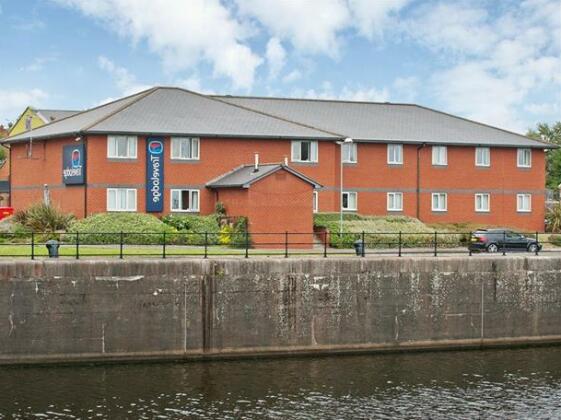 Travelodge Liverpool Docks Hotel