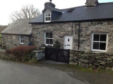 Garth Engan B&B in Private Annexe and Garden Area