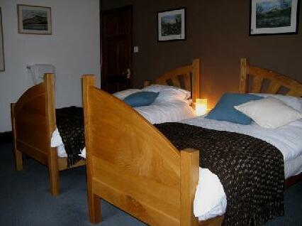 Cysgod y Coed Self Catering Accommodation - Photo4