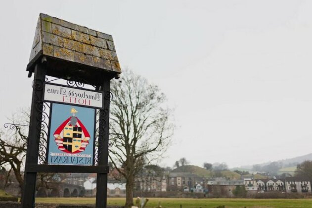 Llanelwedd Arms Hotel