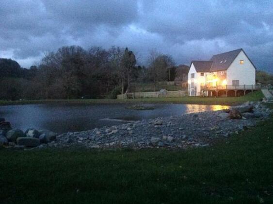 Dolanog Bed and Breakfast/Fly Fishing - Photo2