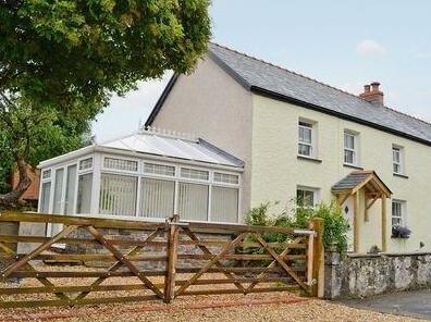 Ty Newydd Bed and Breakfast