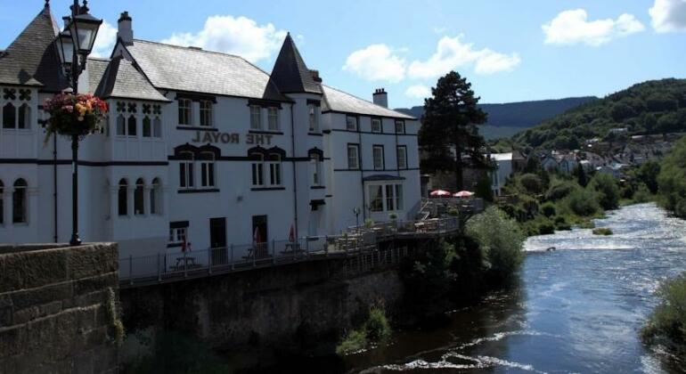 The Royal Hotel Llangollen