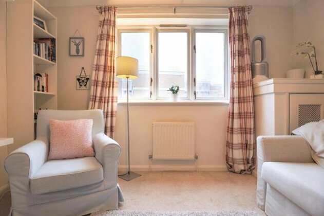 1 Bedroom Flat In Putney London - Photo3