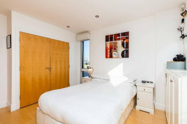 1 Bedroom Top Floor Flat / Shoreditch - Dalston - Photo4